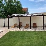 In With Private Pool Σπίτι διακοπών