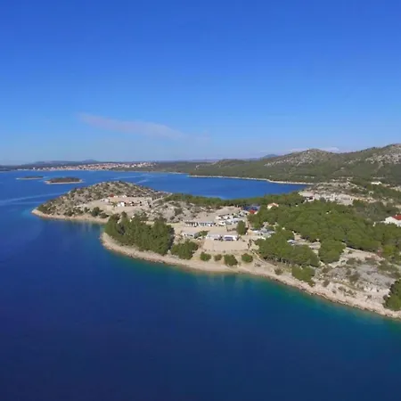 Vikendica In With Private Pool *