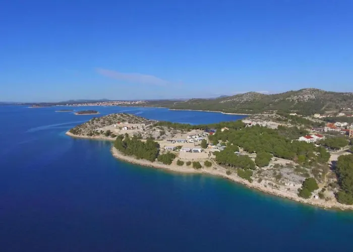 Vikendica In With Private Pool *