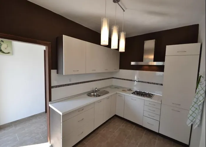 Vikendica In With Private Pool *