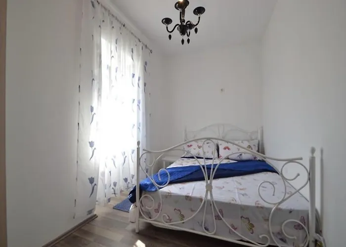 In With Private Pool *