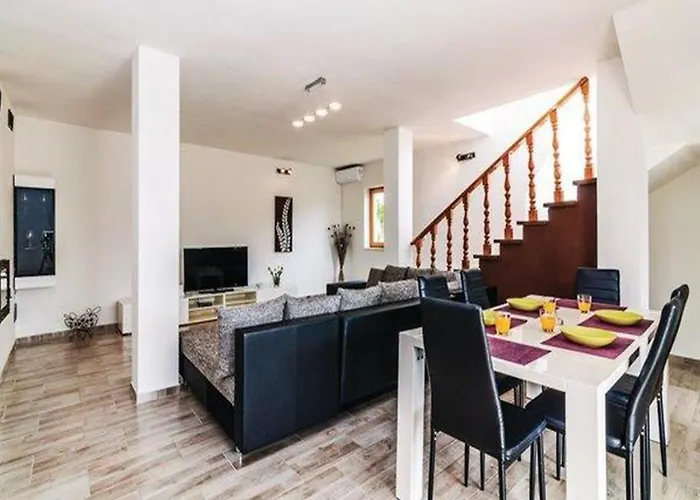 In With Private Pool * Zadar